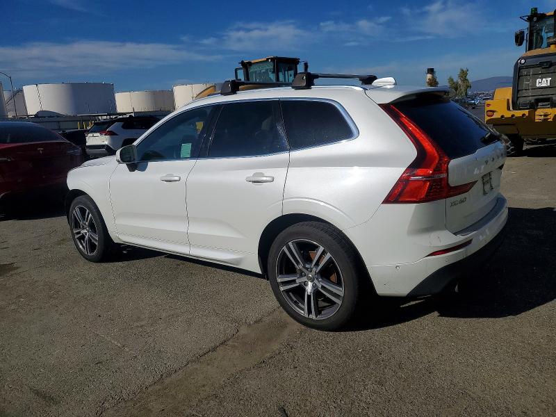 Фото 2 - VOLVO XC60