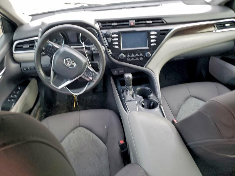 Фото 8 - TOYOTA CAMRY