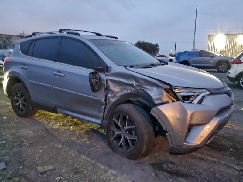 Фото 4 - TOYOTA RAV4