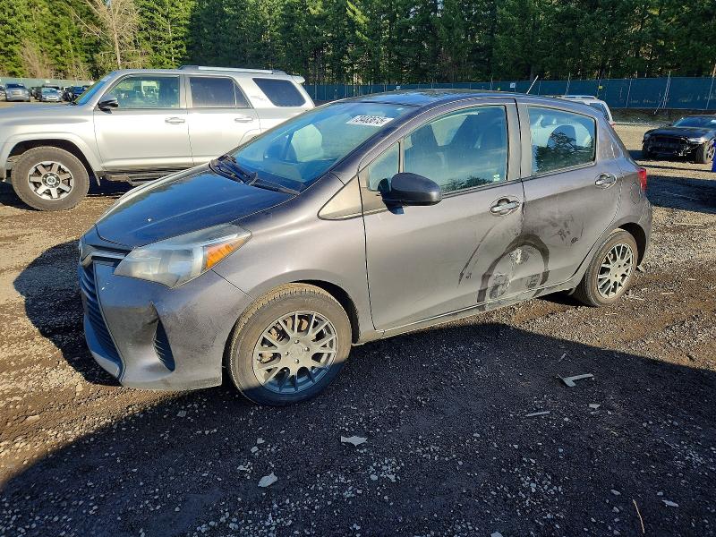 Фото 1 - TOYOTA YARIS