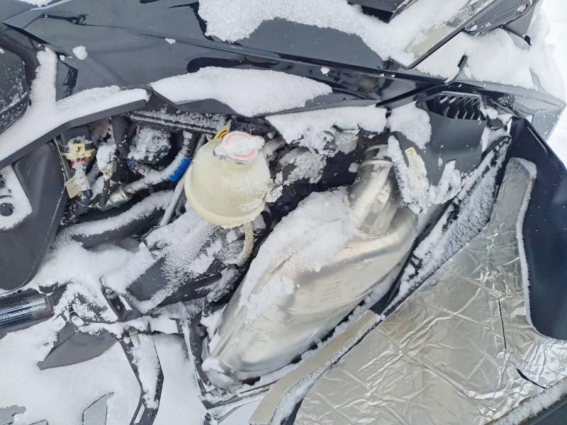 SKI-DOO SNOWMOBILE 2019