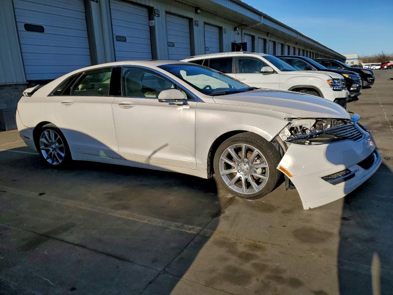 Фото 4 - LINCOLN MKZ