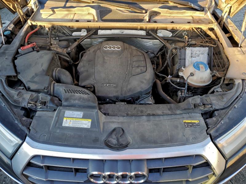 Фото 11 - AUDI Q5