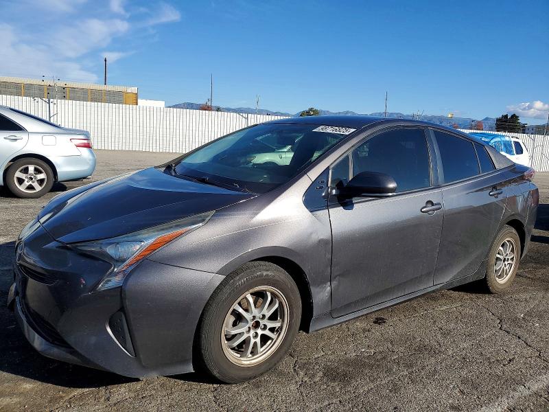 Фото 1 - TOYOTA PRIUS