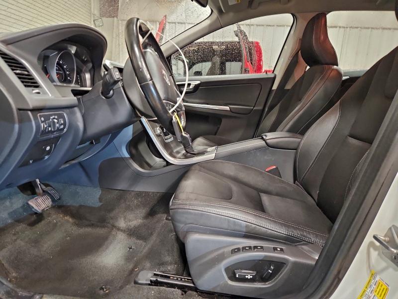 Фото 7 - VOLVO XC60