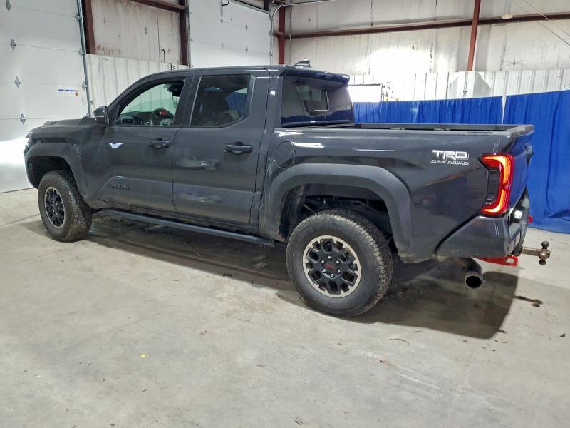 Фото 2 - TOYOTA TACOMA