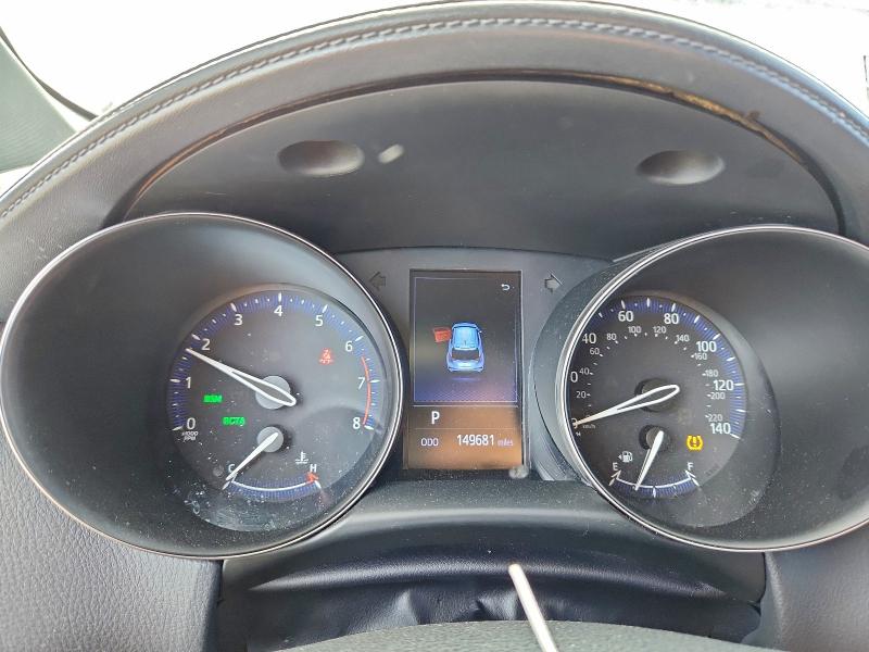 Фото 9 - TOYOTA C-HR