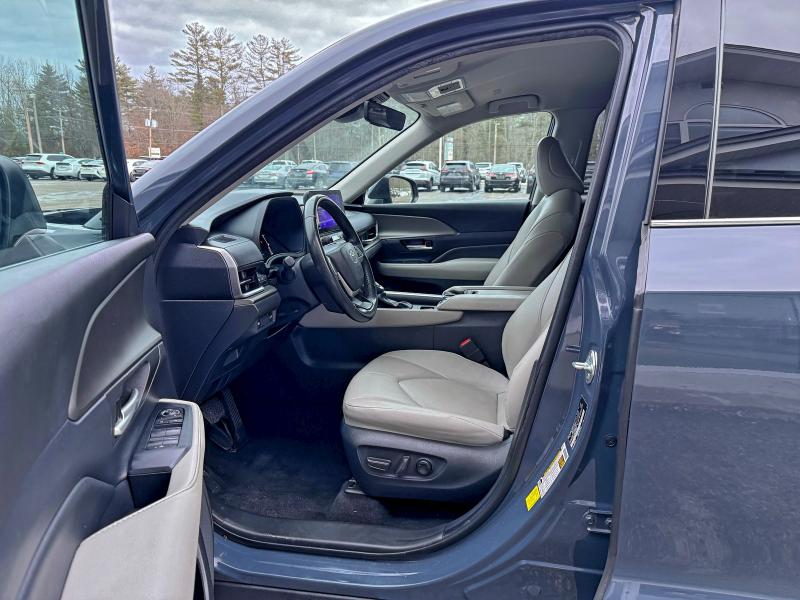 Фото 9 - TOYOTA GRAND HIGH