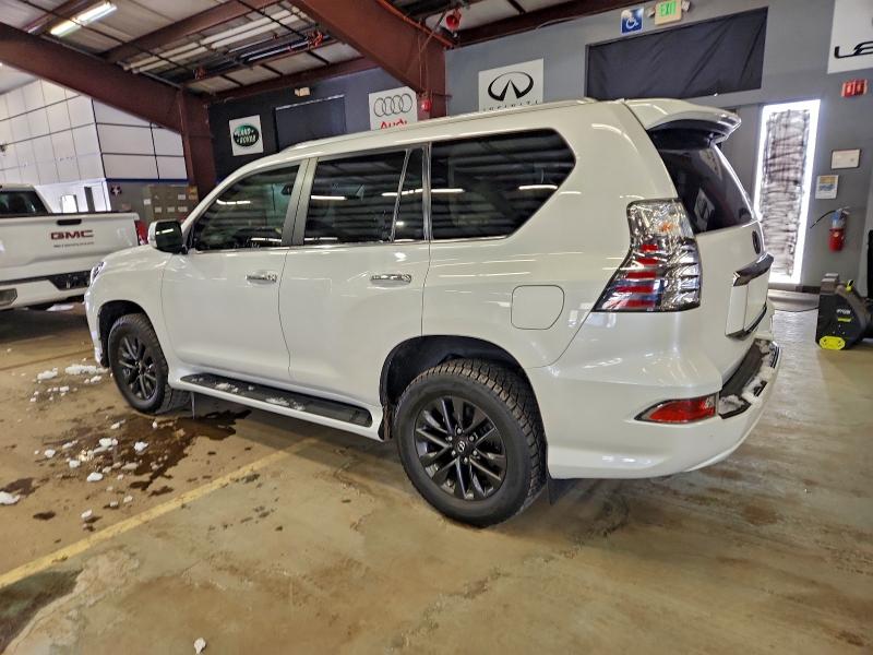 Фото 2 - LEXUS GX