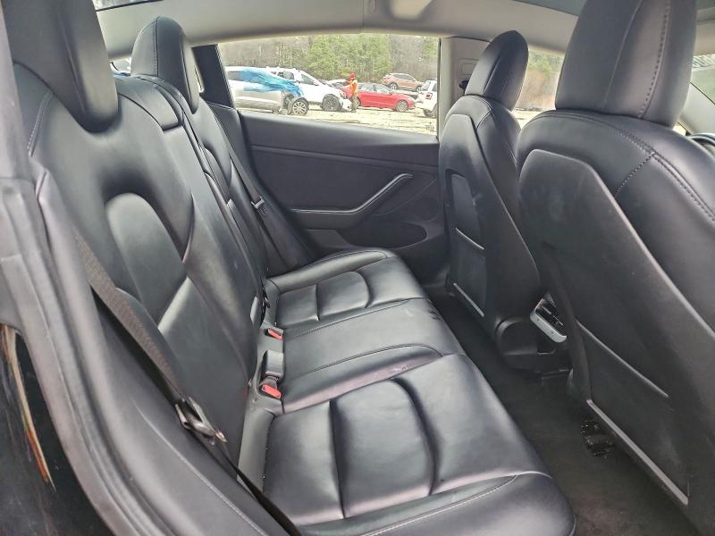 Фото 10 - TESLA MODEL 3