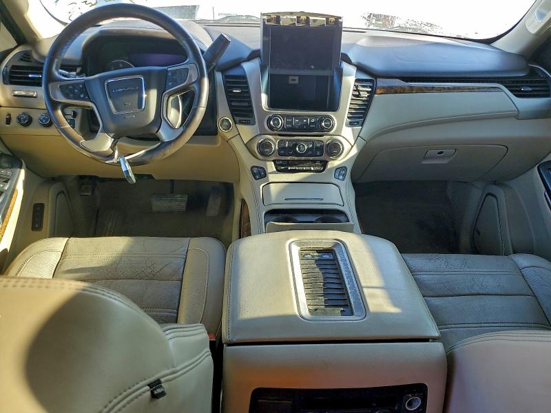 Фото 8 - GMC YUKON