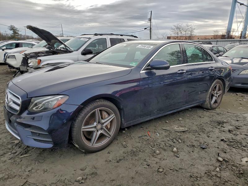 Фото 1 - MERCEDES-BENZ E-CLASS