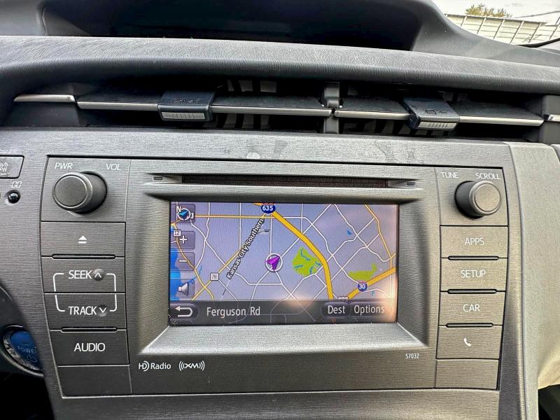 Фото 11 - TOYOTA PRIUS