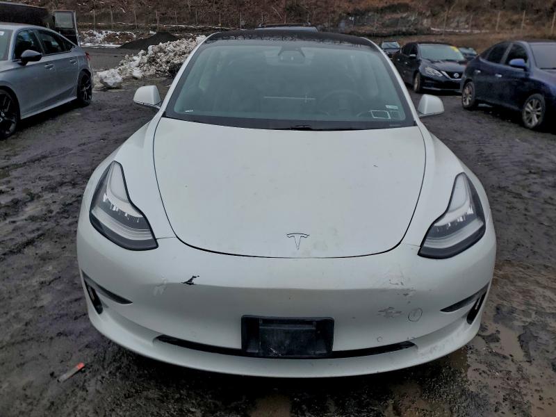 Фото 5 - TESLA MODEL 3
