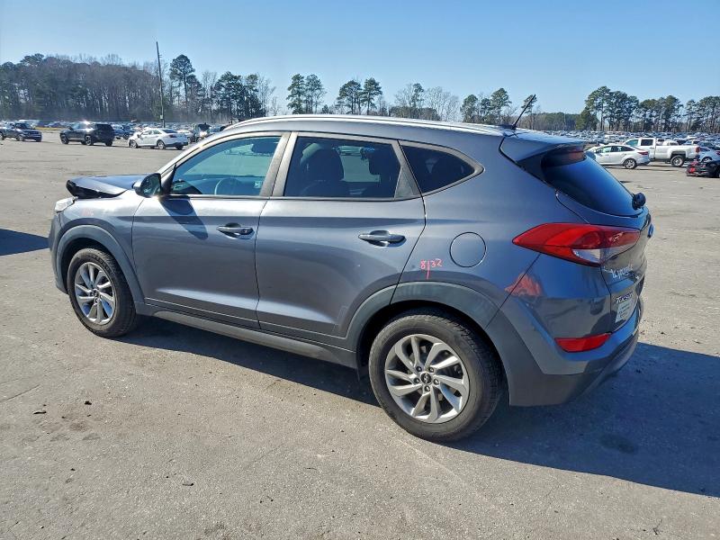 Фото 2 - HYUNDAI TUCSON