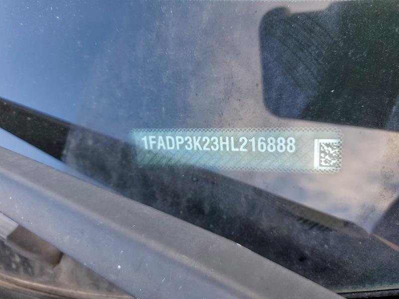 Фото 12 - FORD FOCUS