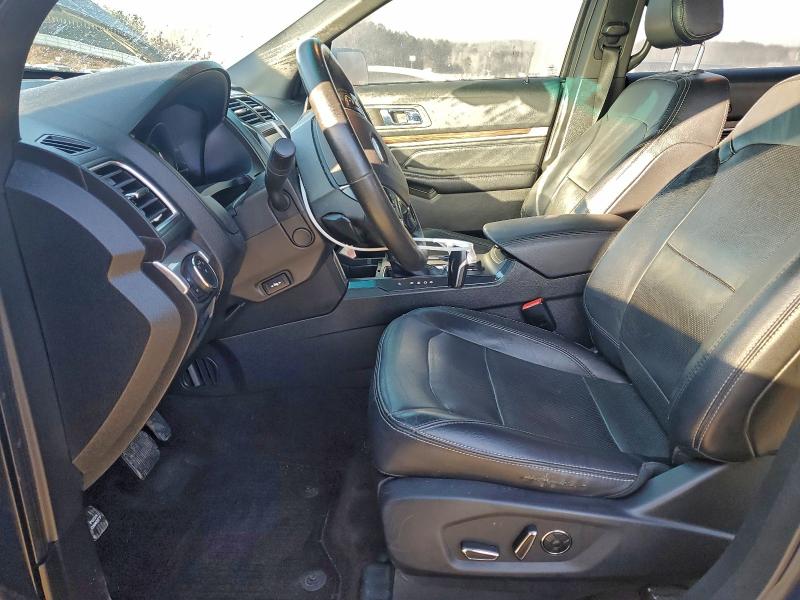 Фото 7 - FORD EXPLORER