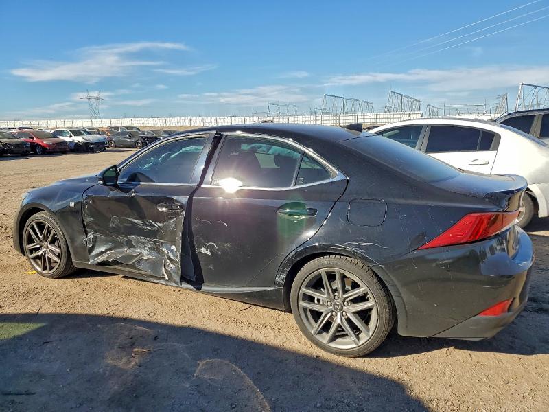 Фото 2 - LEXUS IS