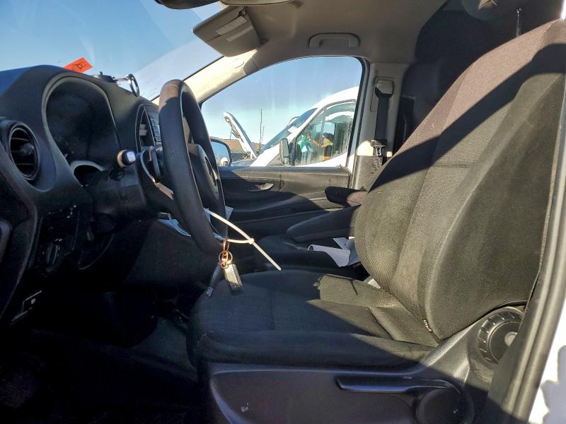 Фото 7 - MERCEDES-BENZ METRIS