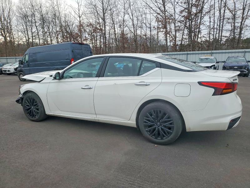 Фото 2 - NISSAN ALTIMA