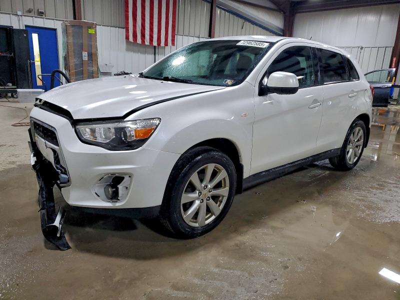 Фото 1 - MITSUBISHI OUTLANDER