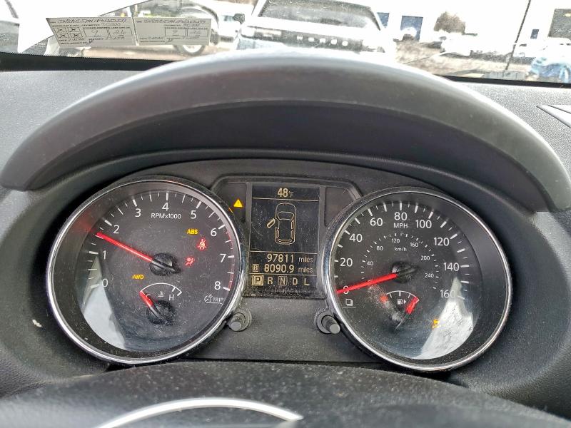 Фото 9 - NISSAN ROGUE