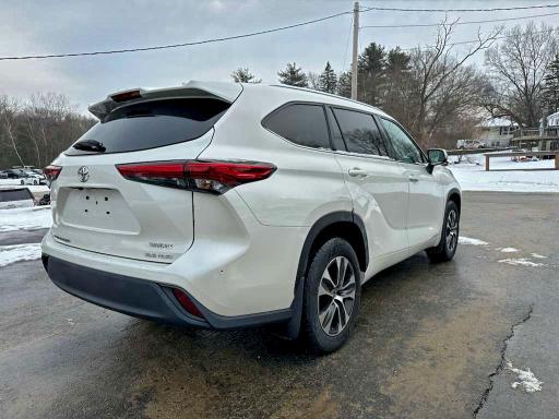 Фото 3 - TOYOTA HIGHLANDER