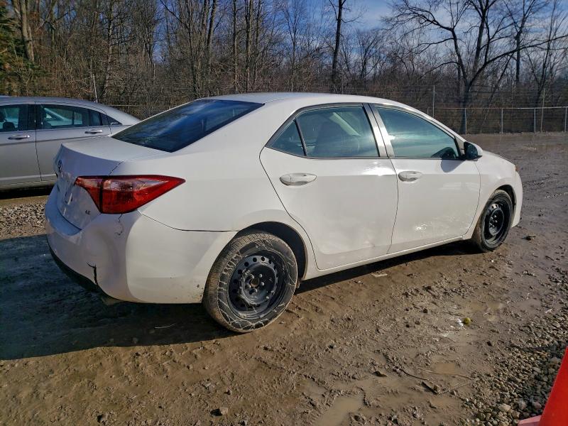 Фото 3 - TOYOTA COROLLA