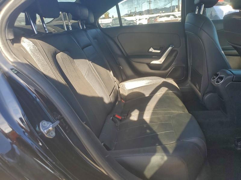 MERCEDES-BENZ A-CLASS 2019 VIN WDD3G4EB9KW002300