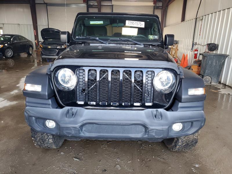 Фото 5 - JEEP GLADIATOR