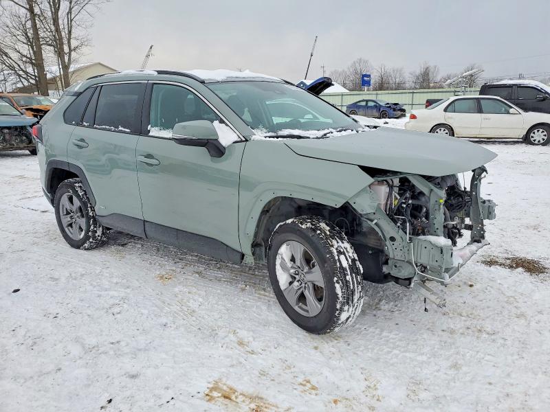 Фото 4 - TOYOTA RAV4