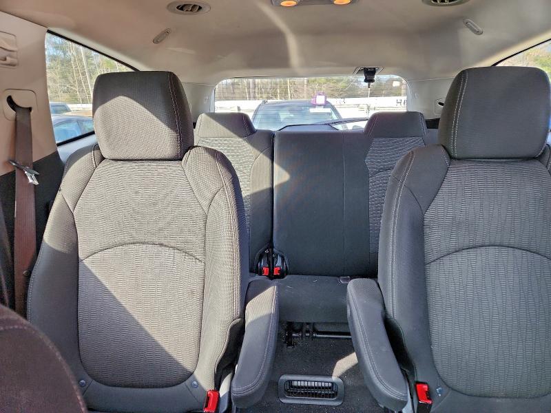 Фото 10 - CHEVROLET TRAVERSE