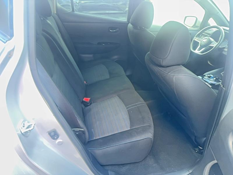 Фото 6 - NISSAN LEAF