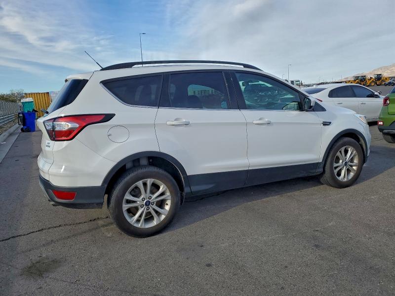 Фото 3 - FORD ESCAPE