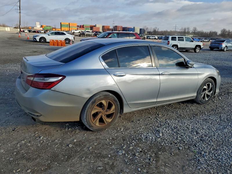 Фото 3 - HONDA ACCORD