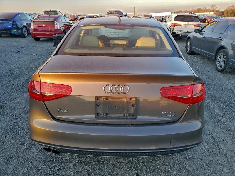 Фото 6 - AUDI A4