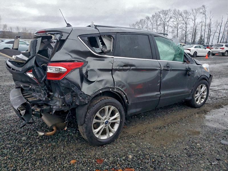 Фото 3 - FORD ESCAPE