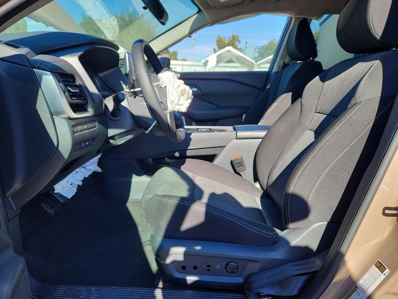 Фото 7 - NISSAN ROGUE