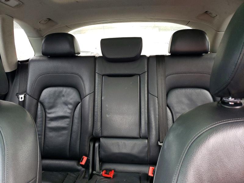 Фото 10 - AUDI Q5