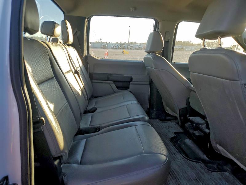 Фото 11 - FORD F250