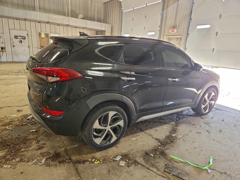 Фото 3 - HYUNDAI TUCSON
