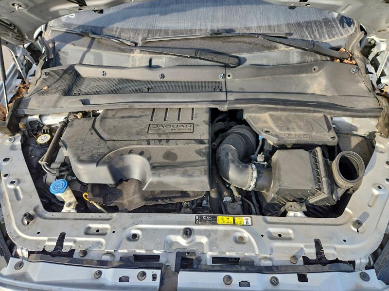 JAGUAR ETYPE 2018 VIN SADFJ2FX8J1Z05044