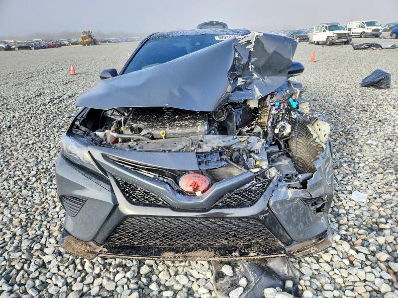 Фото 5 - TOYOTA CAMRY