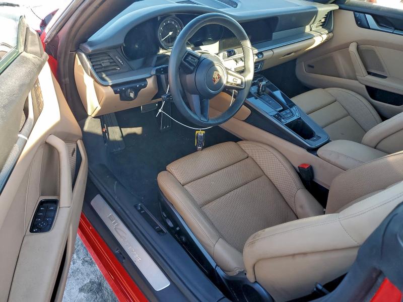 Фото 8 - PORSCHE 911