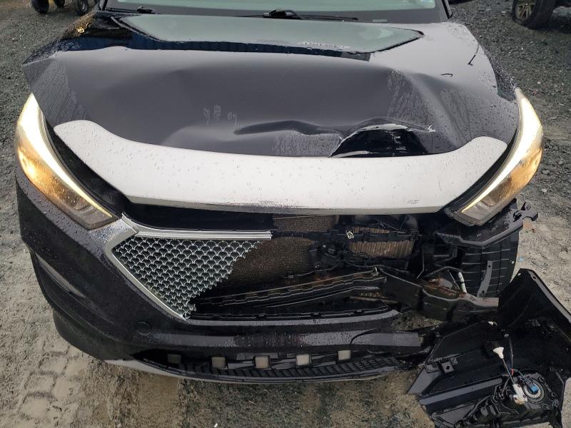 Фото 12 - HYUNDAI TUCSON