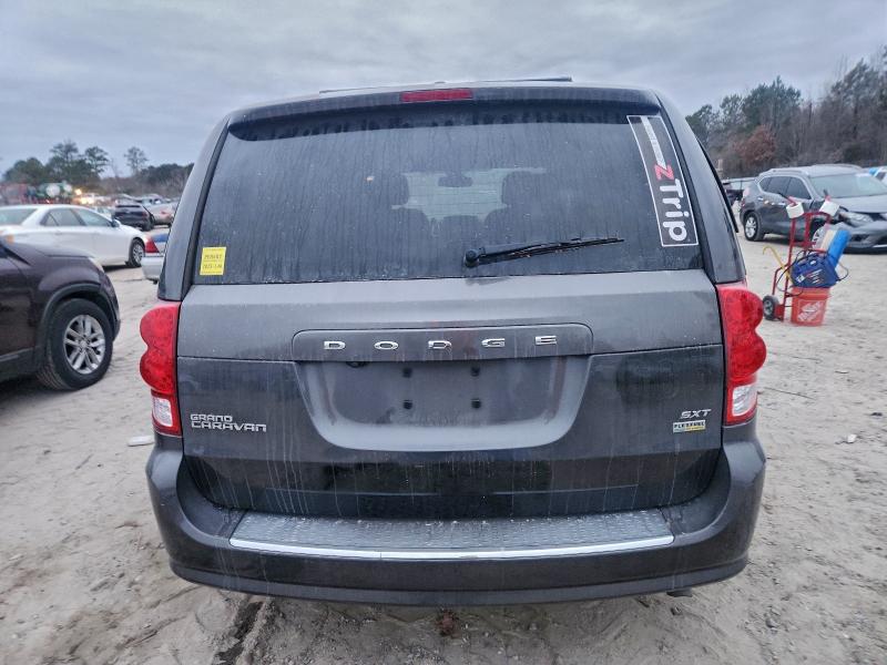 Фото 6 - DODGE CARAVAN