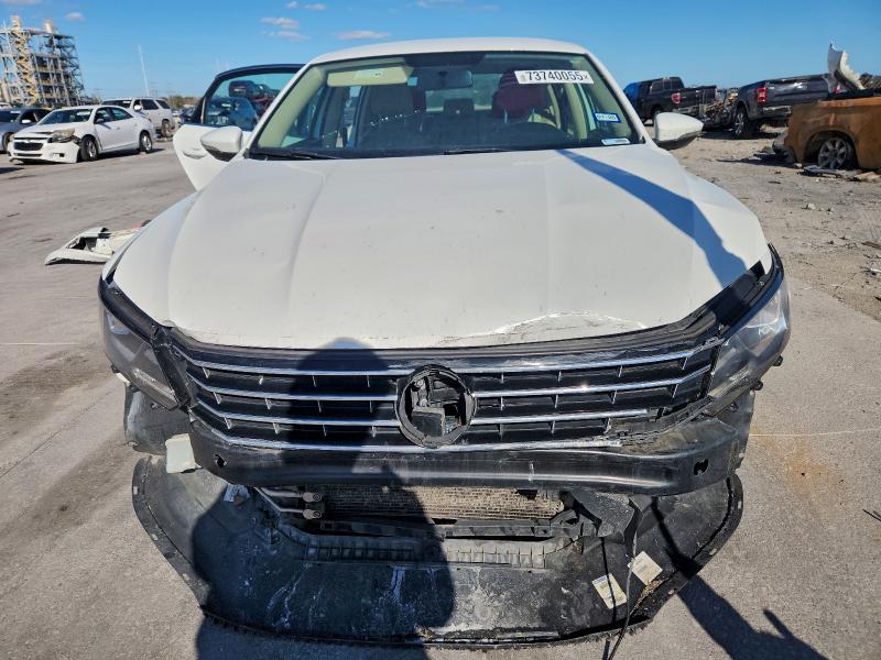 Фото 5 - VOLKSWAGEN PASSAT