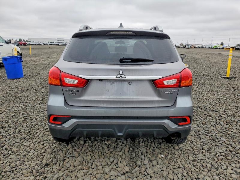 Фото 6 - MITSUBISHI OUTLANDER