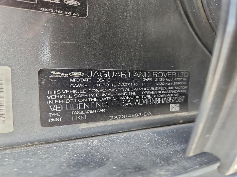 Фото 12 - JAGUAR XE