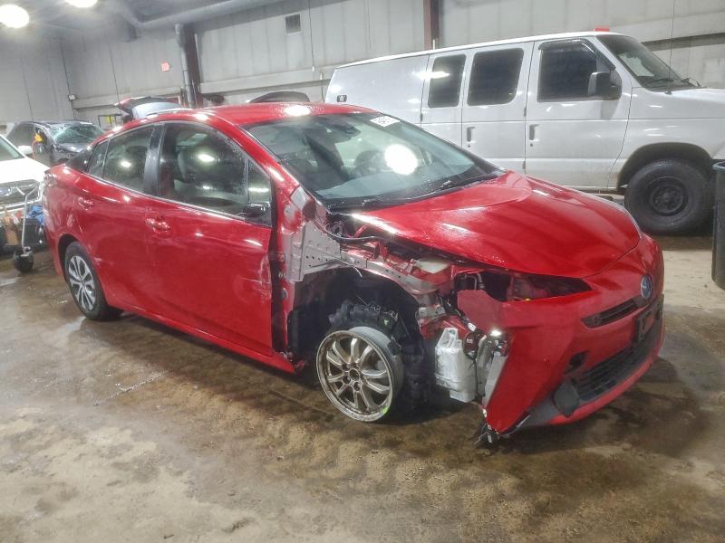 Фото 4 - TOYOTA PRIUS